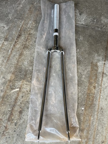 Vintage road bike chrome - chrome, front