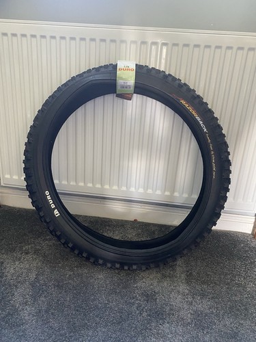 24x3 duro razorback tyre retro - duro,